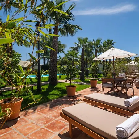 Bambu Blanco , Mijas-malaga 丰希罗拉